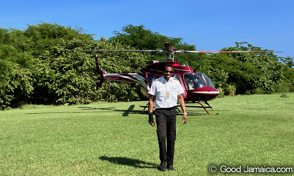 ジャマイカ プレミアム ヘリコプター サービス　JAMAICA'S PREMIER HELICOPTER SERVICE