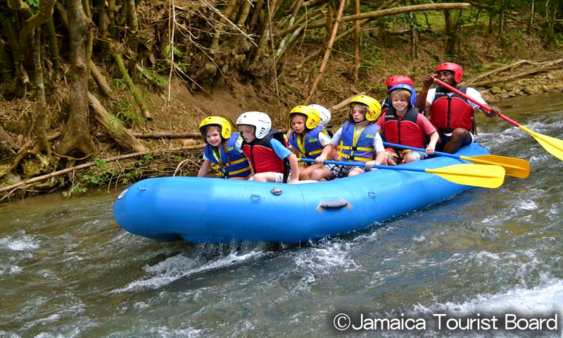 リバー・ラピッズ・アドベンチャー　River Rapids Adventures